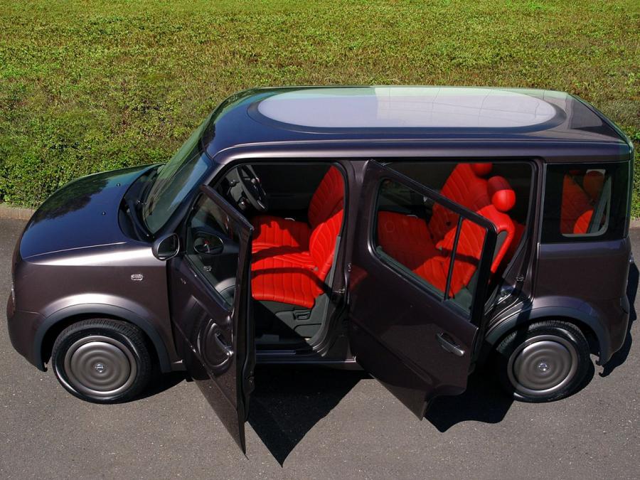 Интерьер Nissan Cube&sup3; Concept by Conran & Partners (Z11) 2003 года  (фото 3 из 11)